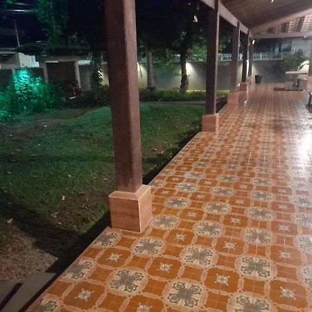 Hospedagem Economica Flor De Maria Caraguatatuba Exterior foto