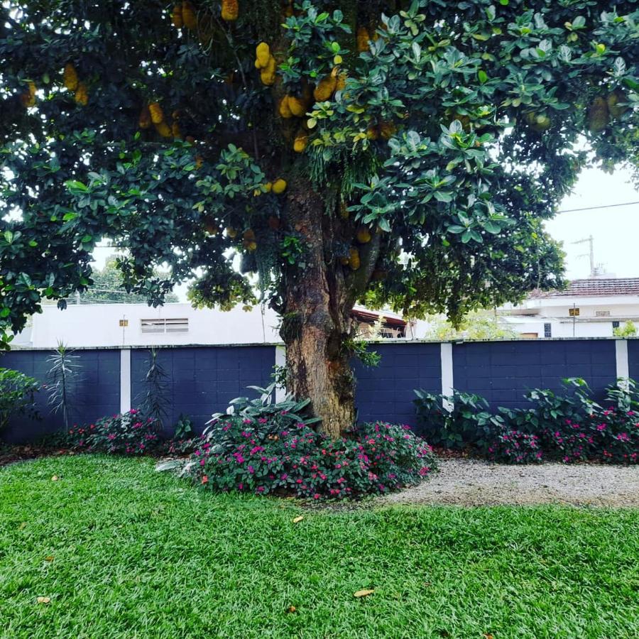 Hospedagem Economica Flor De Maria Caraguatatuba Exterior foto
