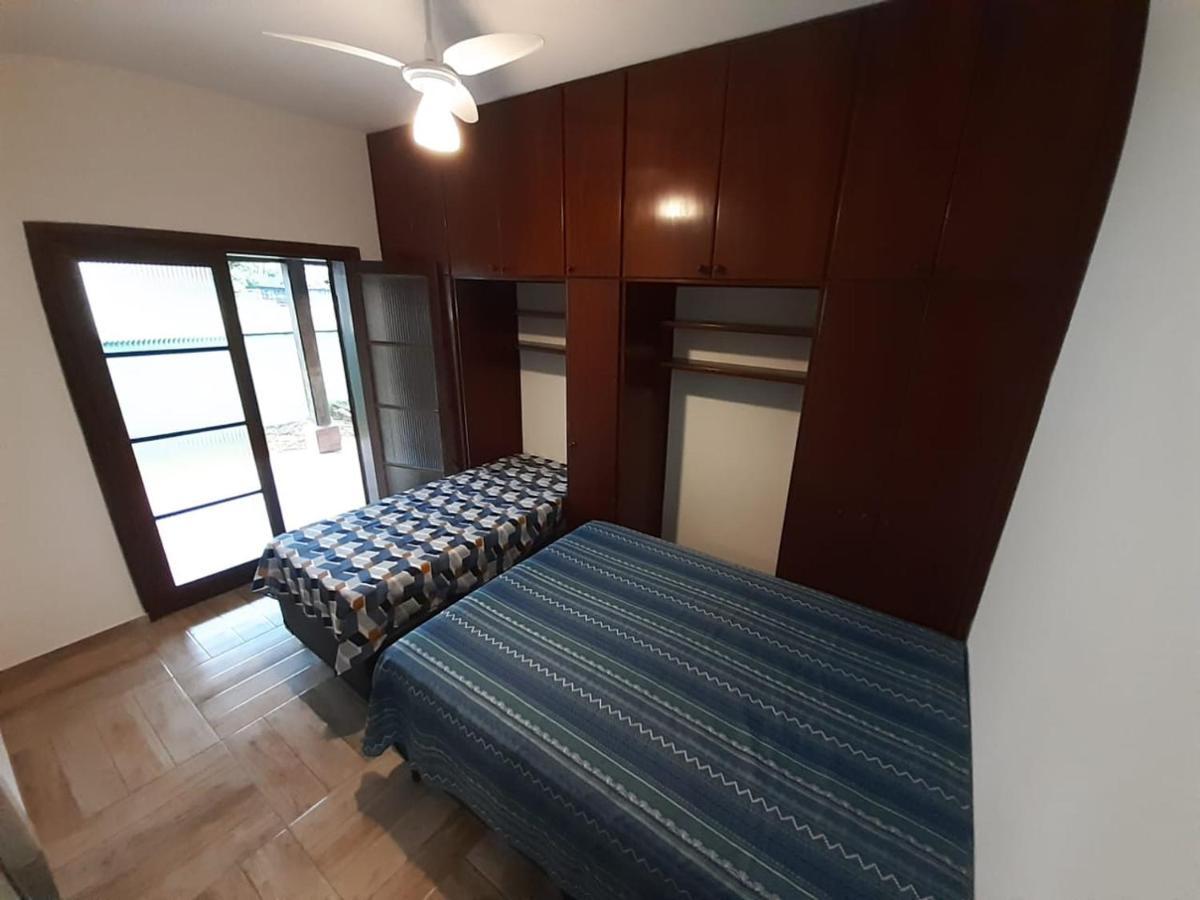 Hospedagem Economica Flor De Maria Caraguatatuba Habitación foto